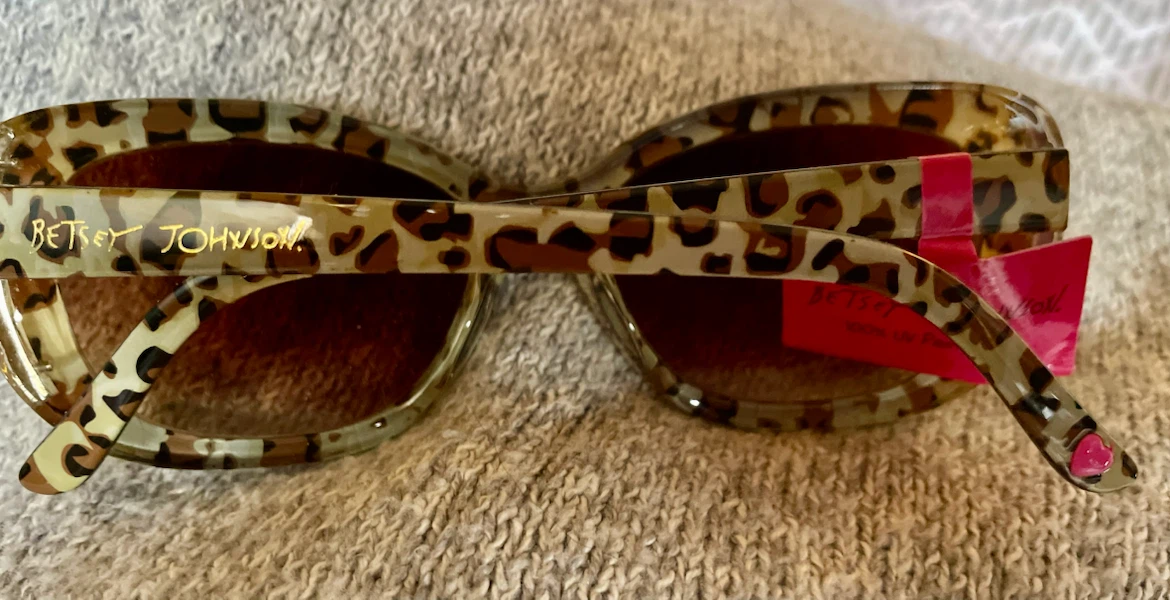 Two Pairs of Betsey Johnson Sunglasses - photo 4