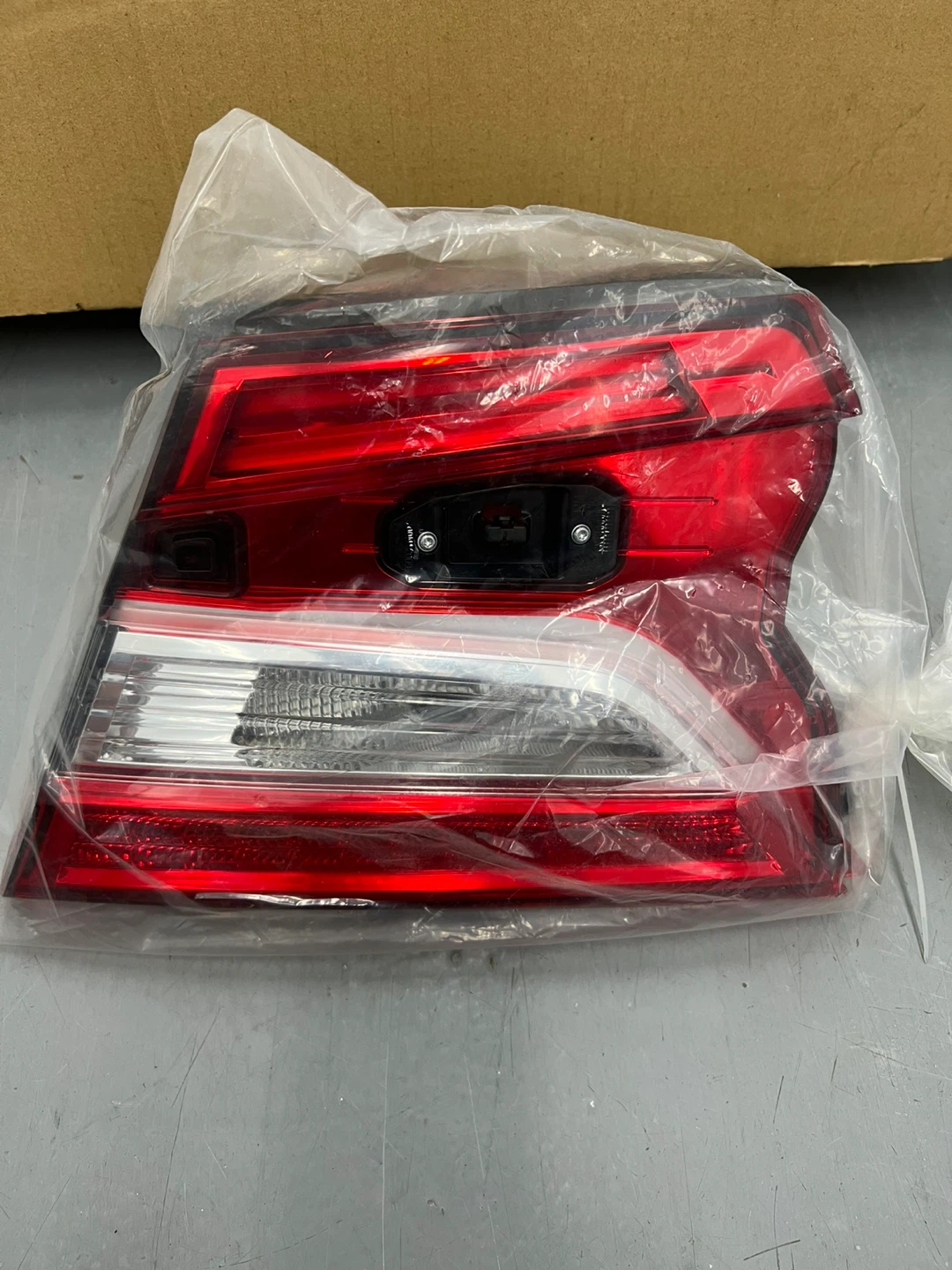 Genuine Original Honda Accord 2018-2022 LED Tail Lights Full Set - photo 3