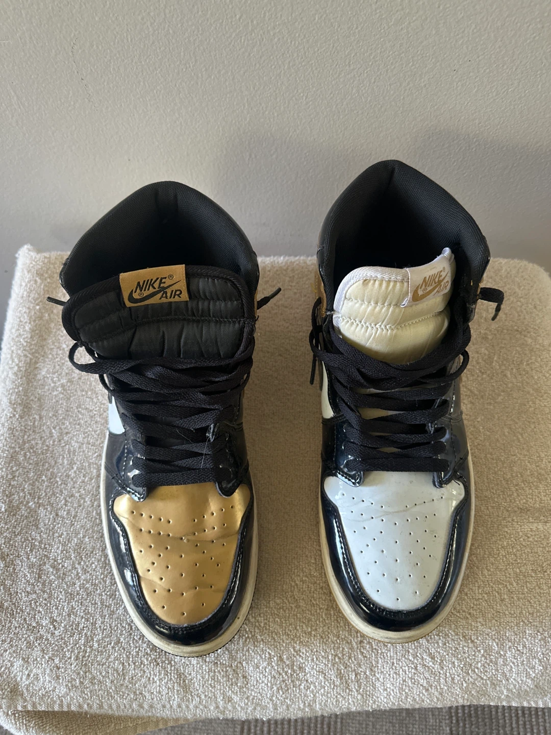 Nike Air Jordan 1 High Gold Black White 🏈 - photo 5