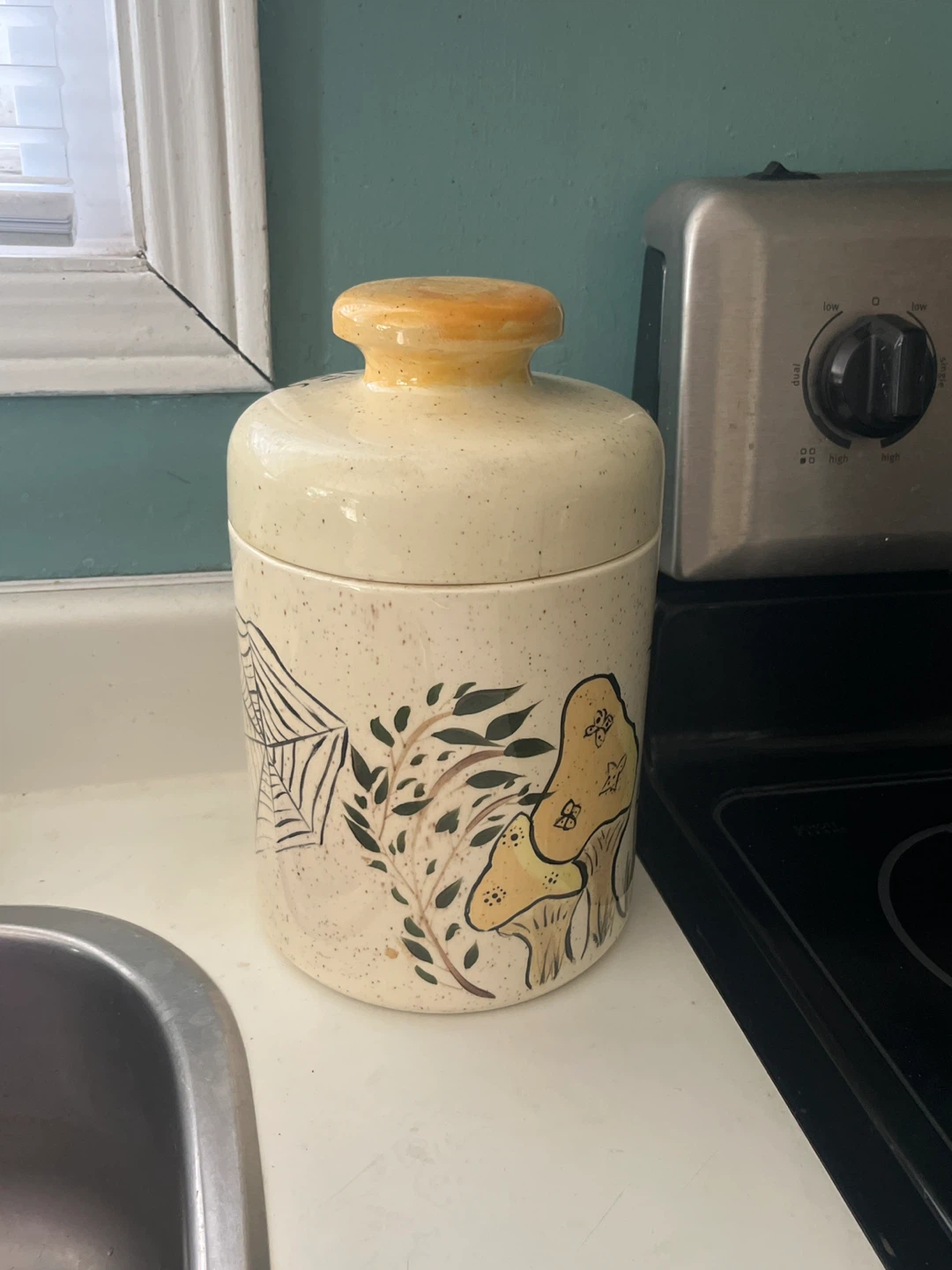 Ceramic Mushroom Cookie Jar - photo 3