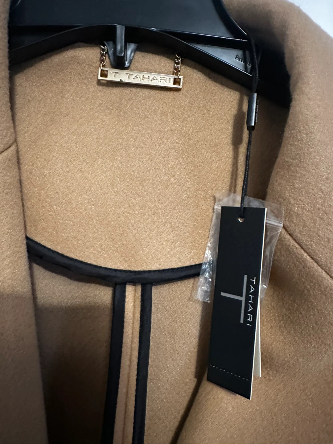 T Tahari Camel Coat - photo 3