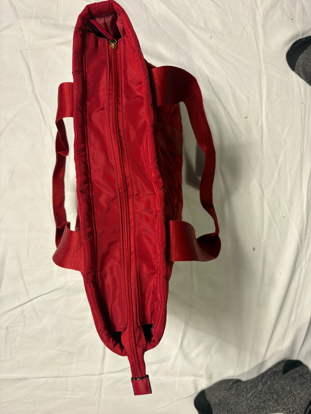 Victoria's Secret red quilted heart tote bag - photo 5