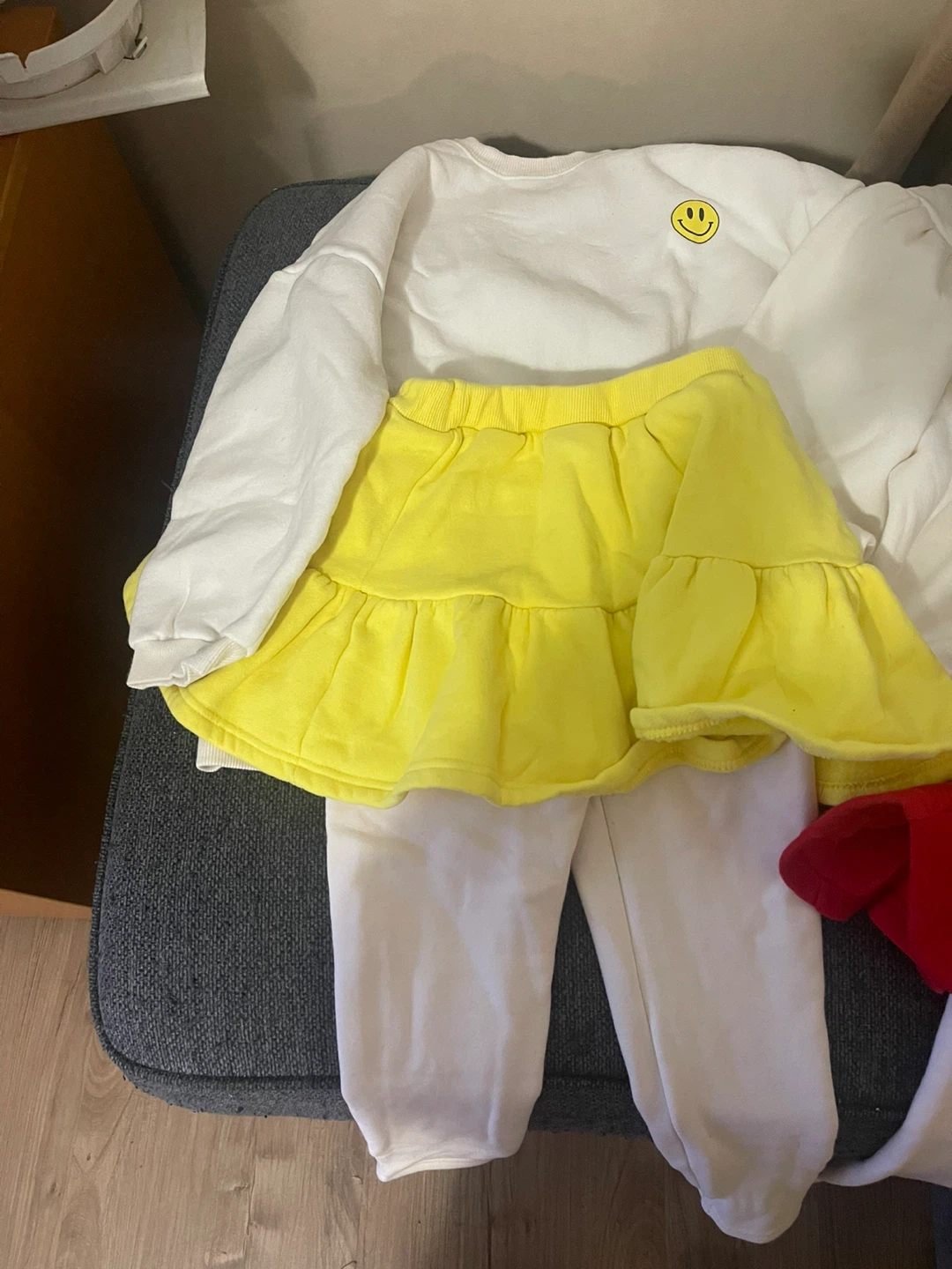 Kids assorted outfit sets - photo 2