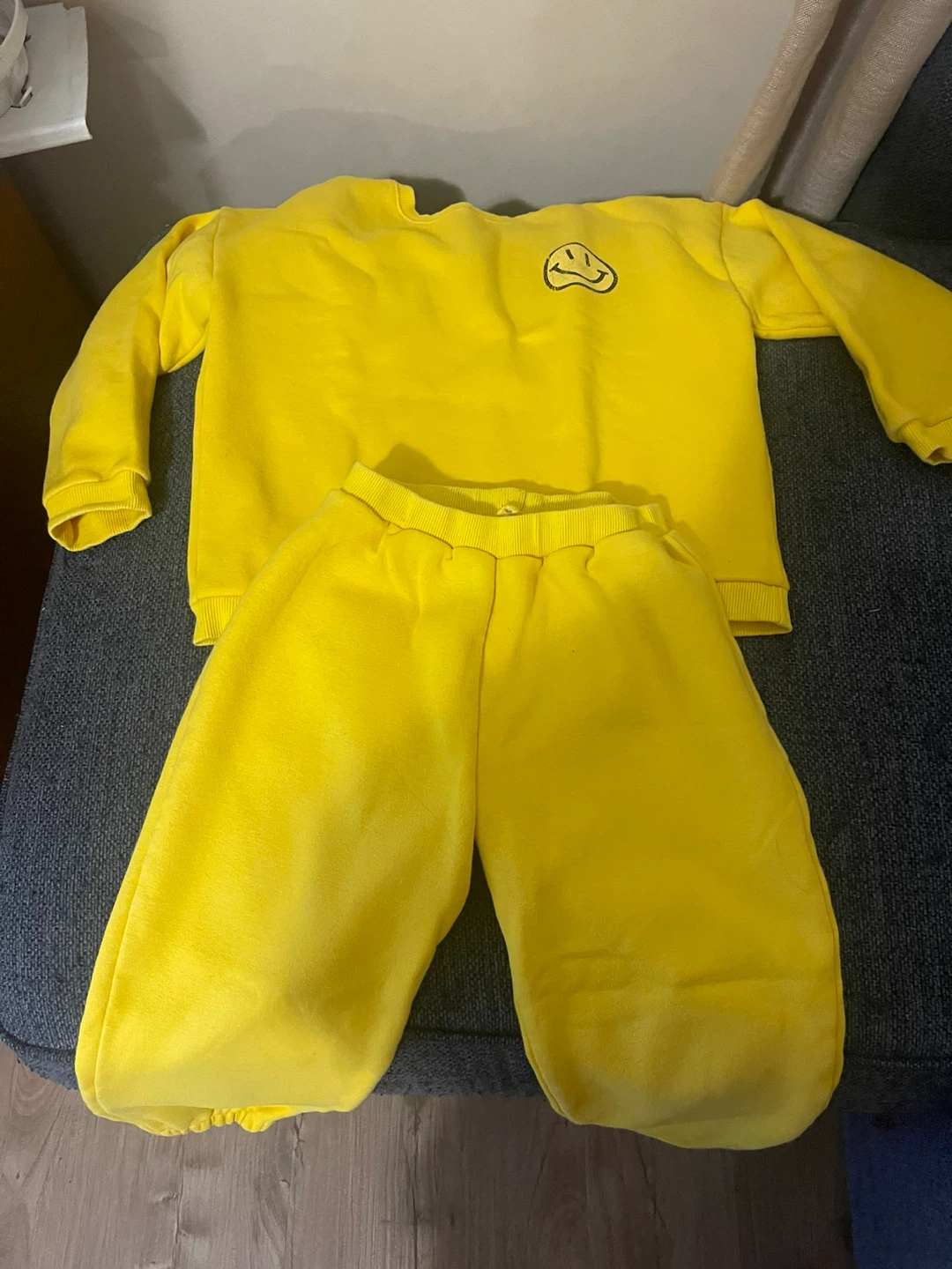 Kids assorted outfit sets - photo 3