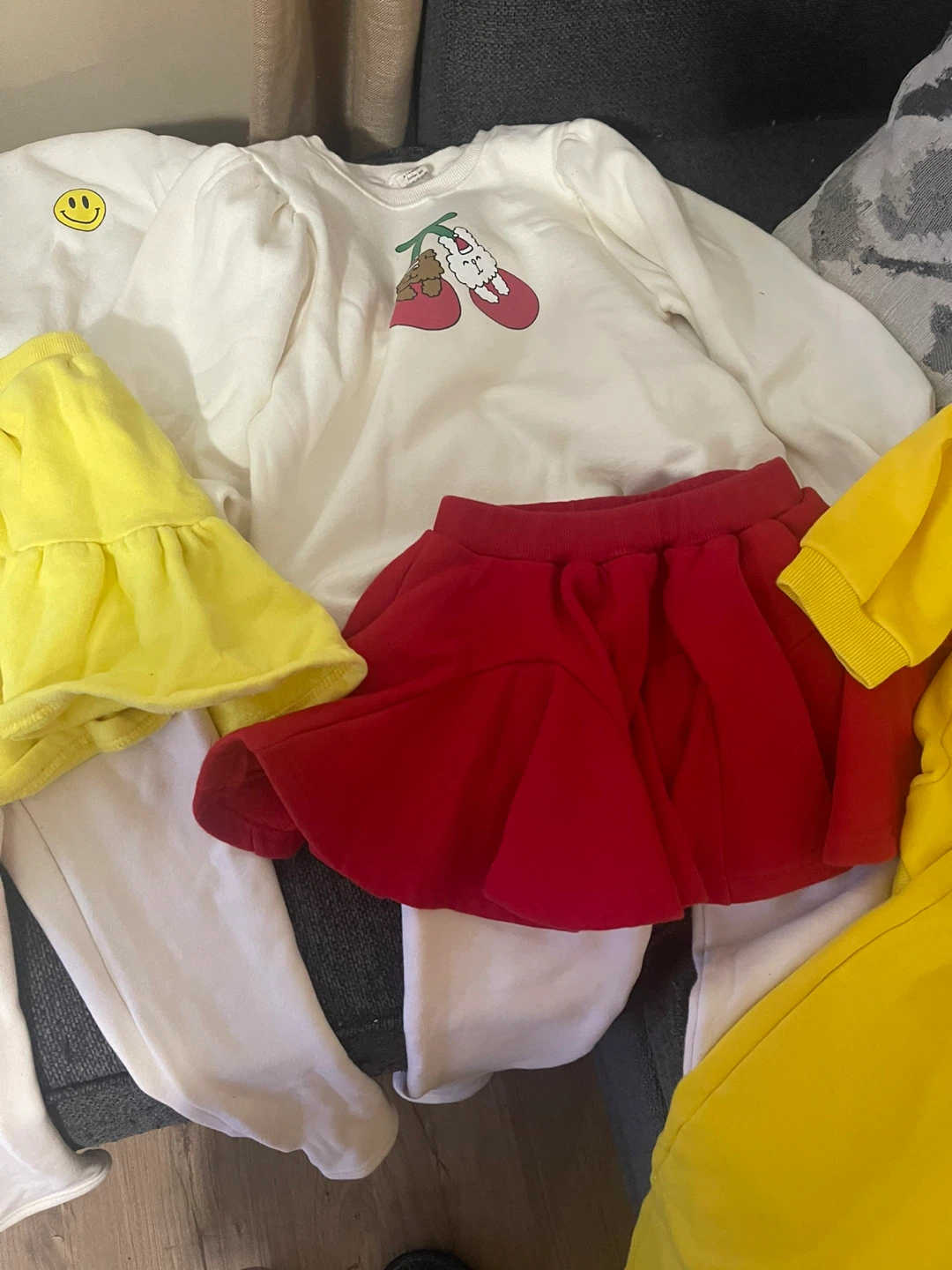 Kids assorted outfit sets - photo 4