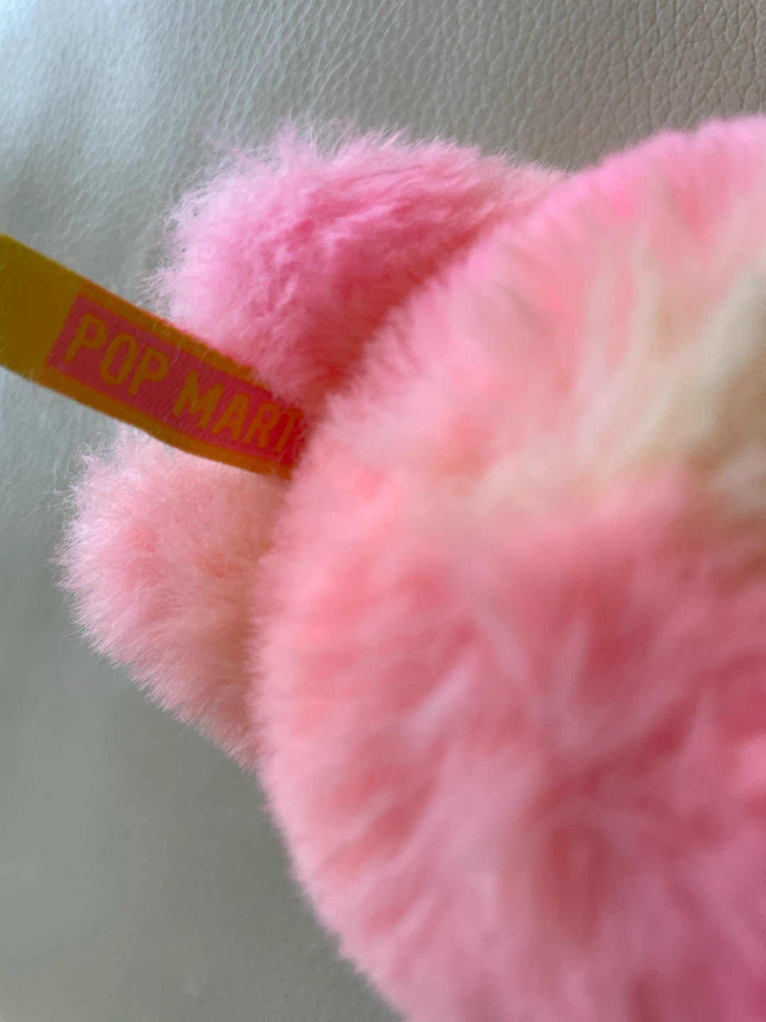 Pop Mart Pink Labubu - photo 2