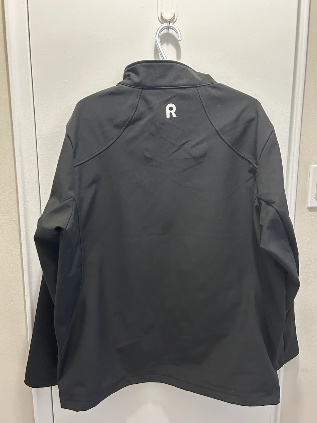 NWT High-Performance Black Softshell Outdoor Jacket - photo 2