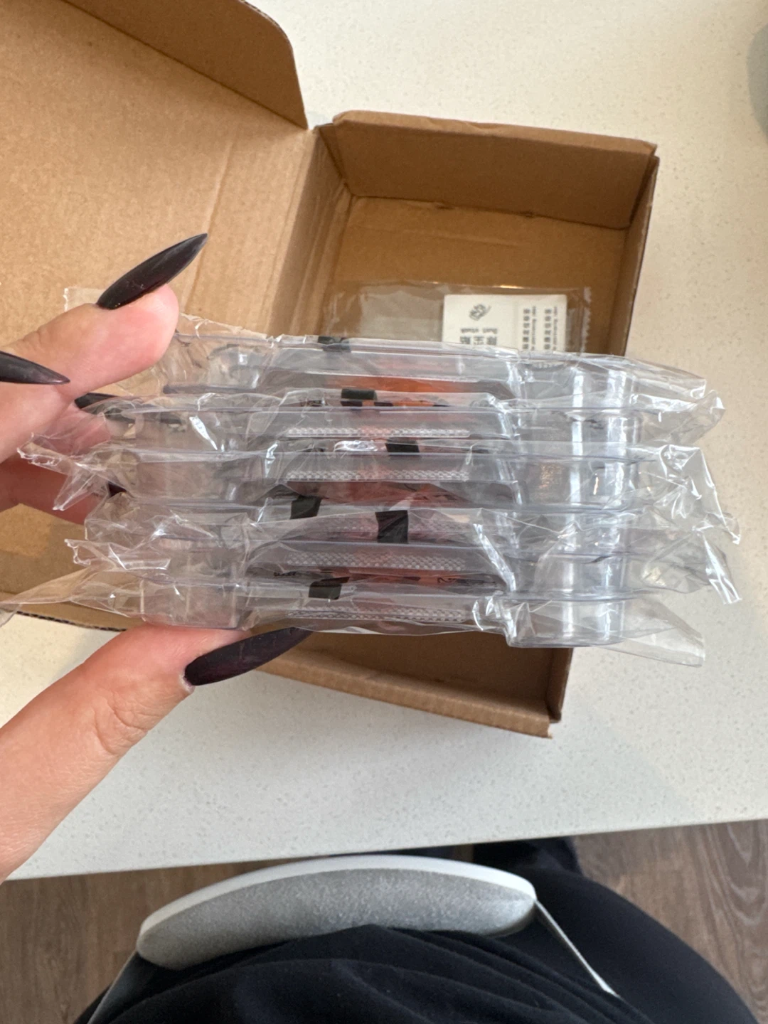 IP 17 Pro/18 Pro Screen Protector Kit - photo 2