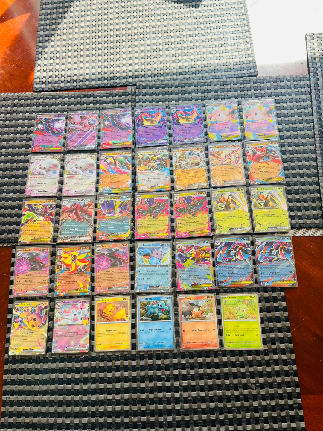 🏈 Lot of 34 Pokemon cards (ex and promo cards) for $25