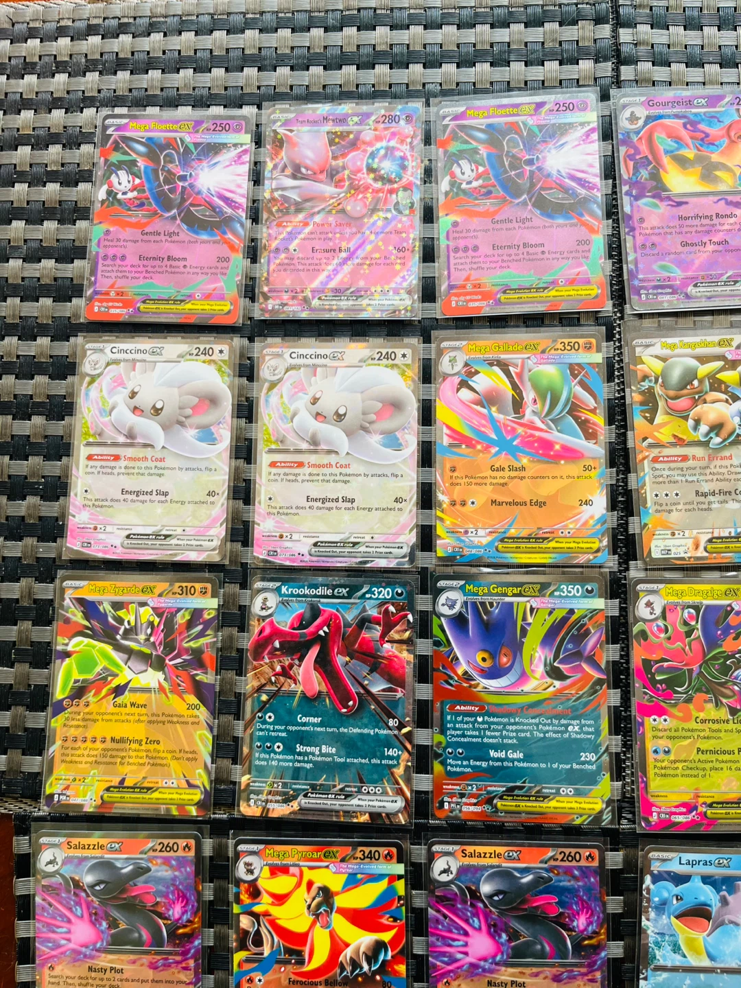 🏈 Lot of 34 Pokemon cards (ex and promo cards) for $25 - photo 2