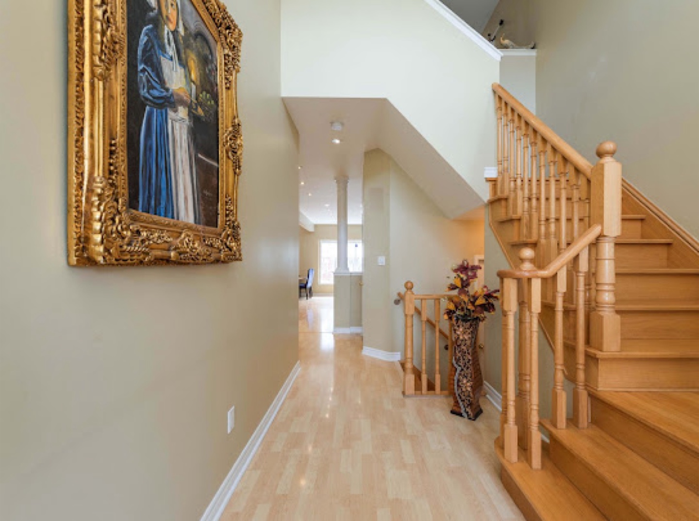 3 Bedroom Upper Level Argentia/Tenth Line/Derry