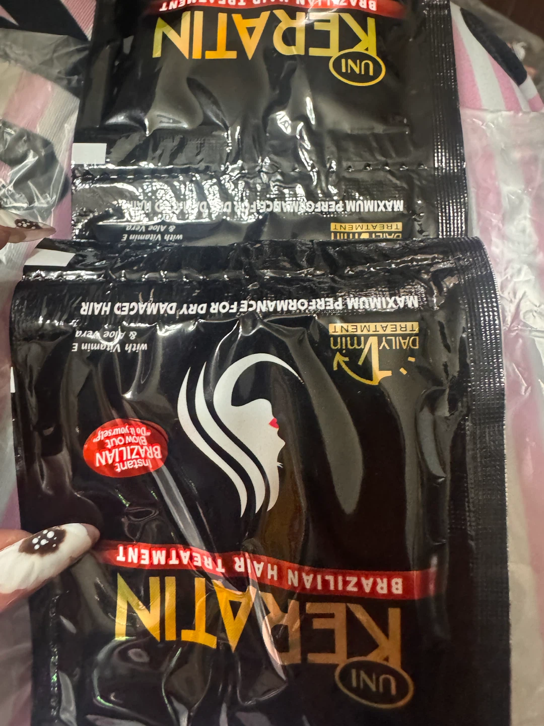 Assorted Hair Treatment and Conditioner Sachets - photo 3