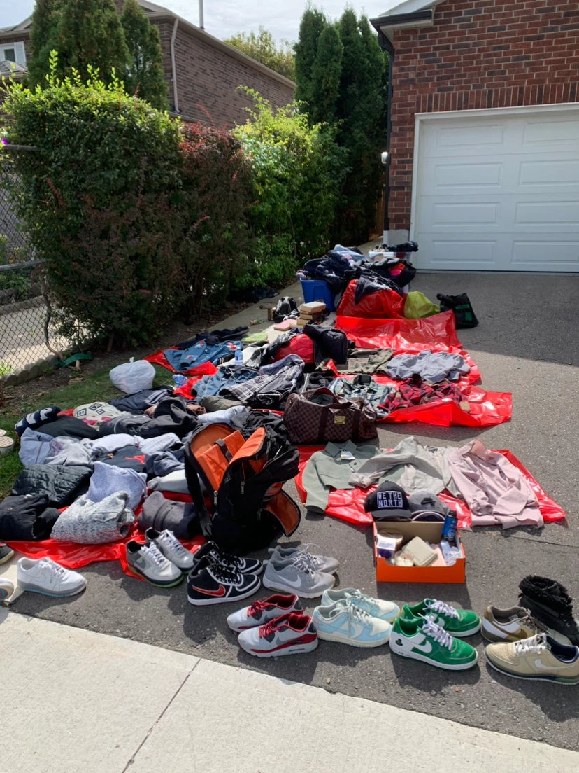 Yardsale at 3546 Copernicus Mississauga near square one sept 20