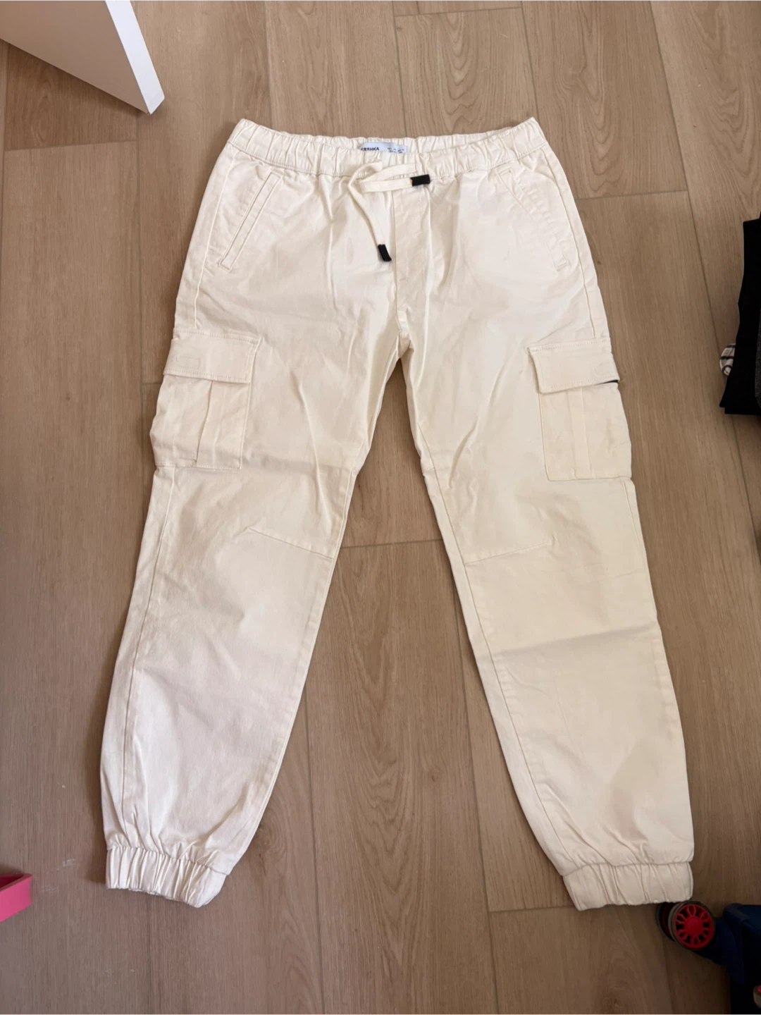 Bershka Off-White Cargo Joggers 🏈