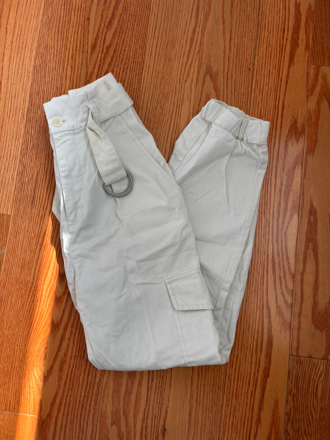 Aritzia Sunday Best Cream Cargo Pants Size 0 - photo 2