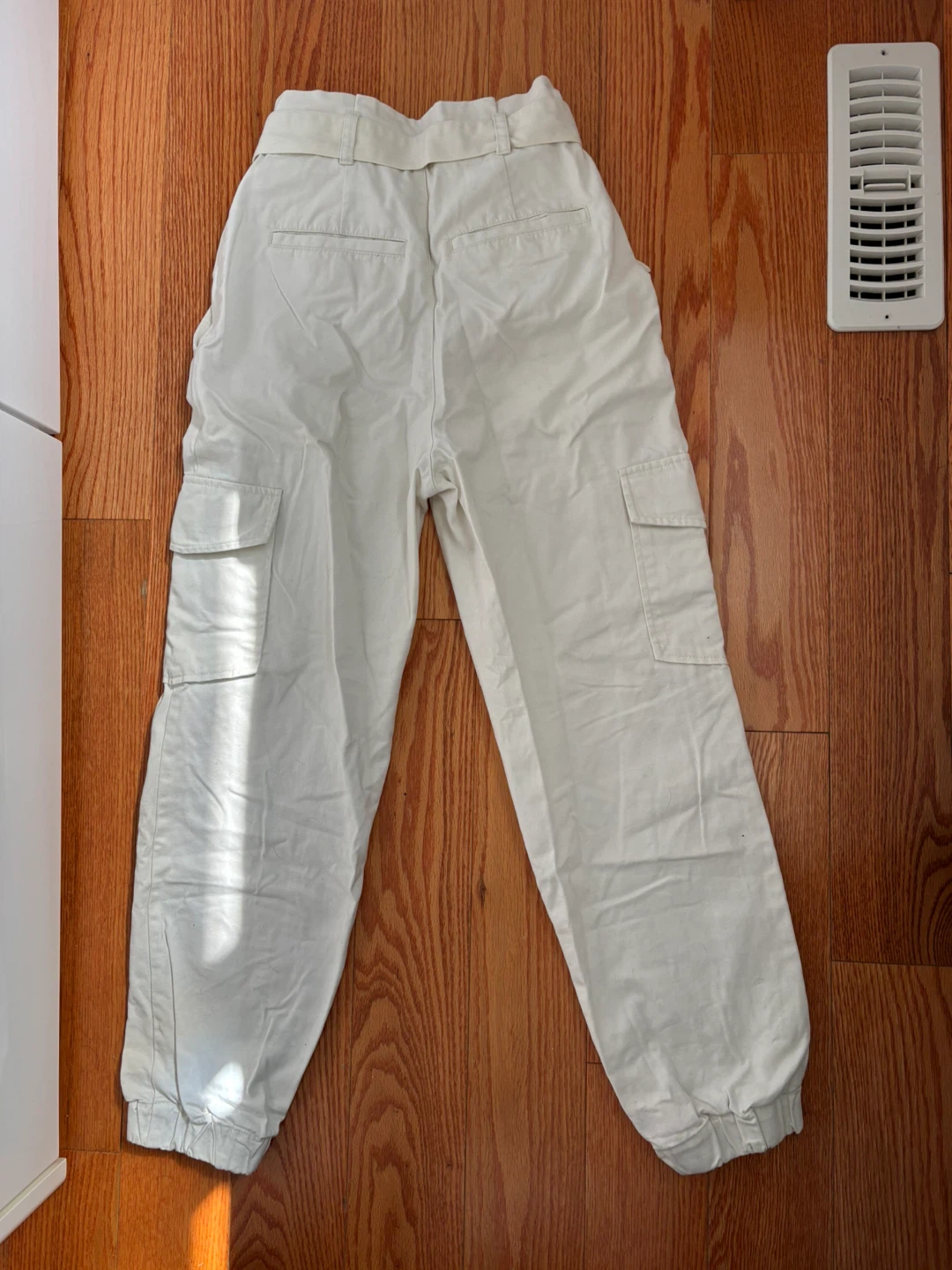 Aritzia Sunday Best Cream Cargo Pants Size 0 - photo 4