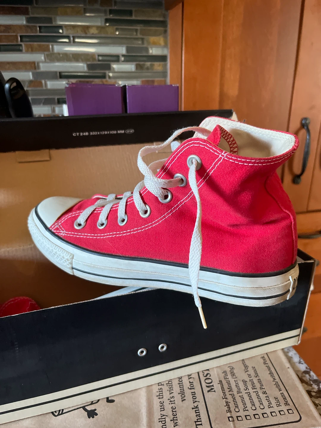 Converse Chuck Taylor All Star High Tops - Red