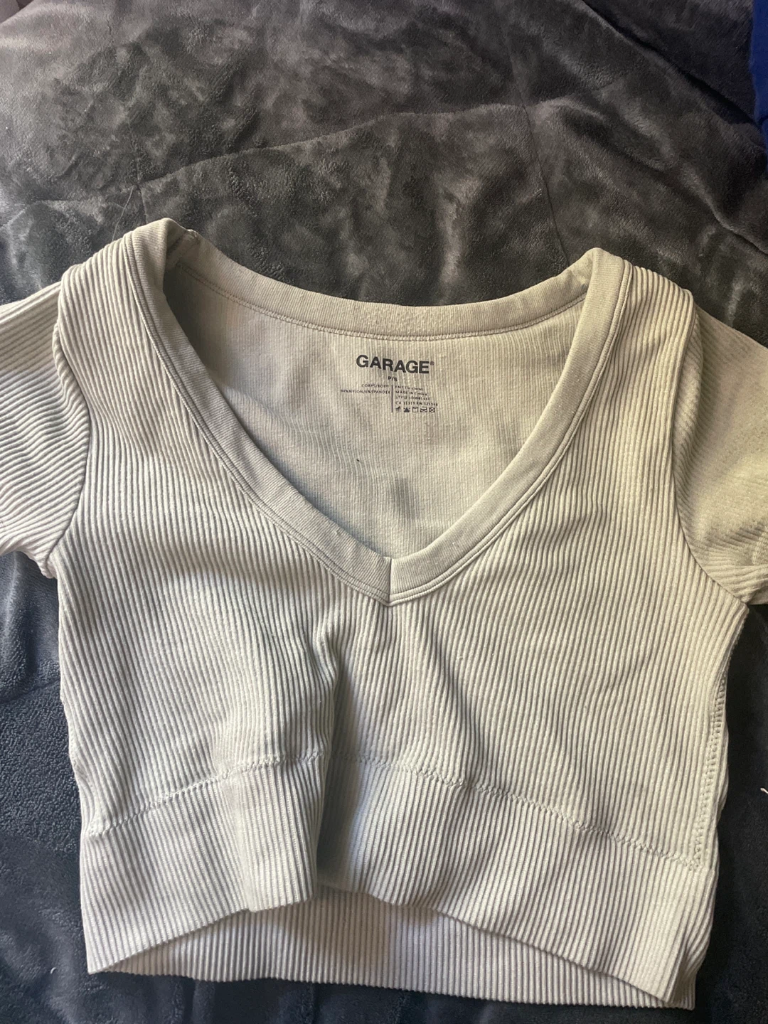 Garage Ribbed V-Neck Crop Top