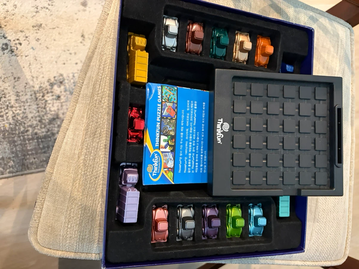 ThinkFun Rush Hour Deluxe Edition - photo 2