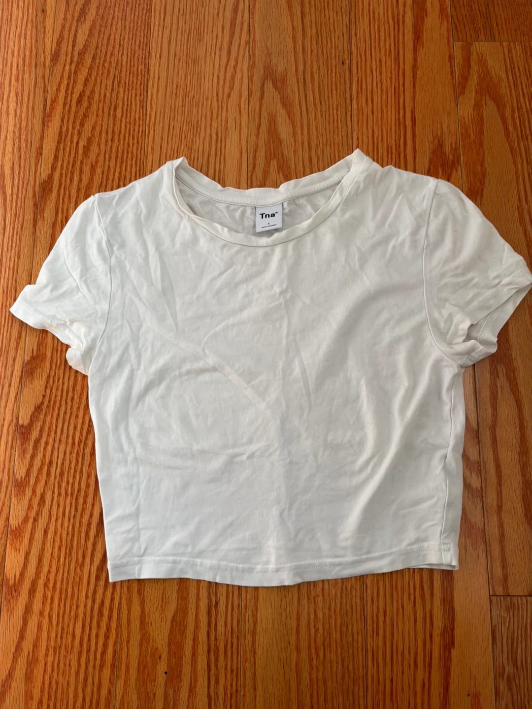 Aritzia Tna Ortiz White Cropped T-Shirt Small