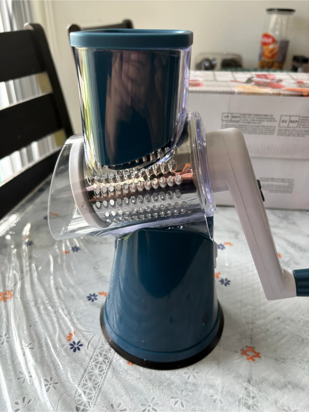Geedel 3-in-1 Rotary Cheese Grater – New - photo 2