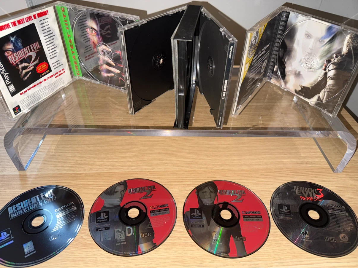 Resident Evil PlayStation Game Bundle - photo 4
