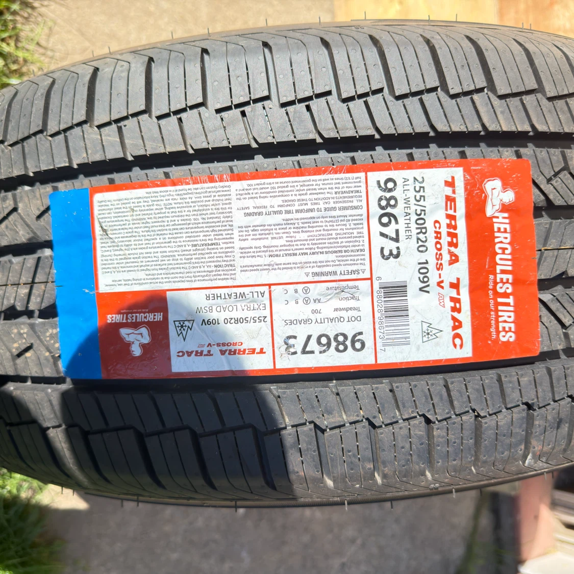 Hercules Terra Trac Cross-V AW Tire 255/50R20 - photo 2