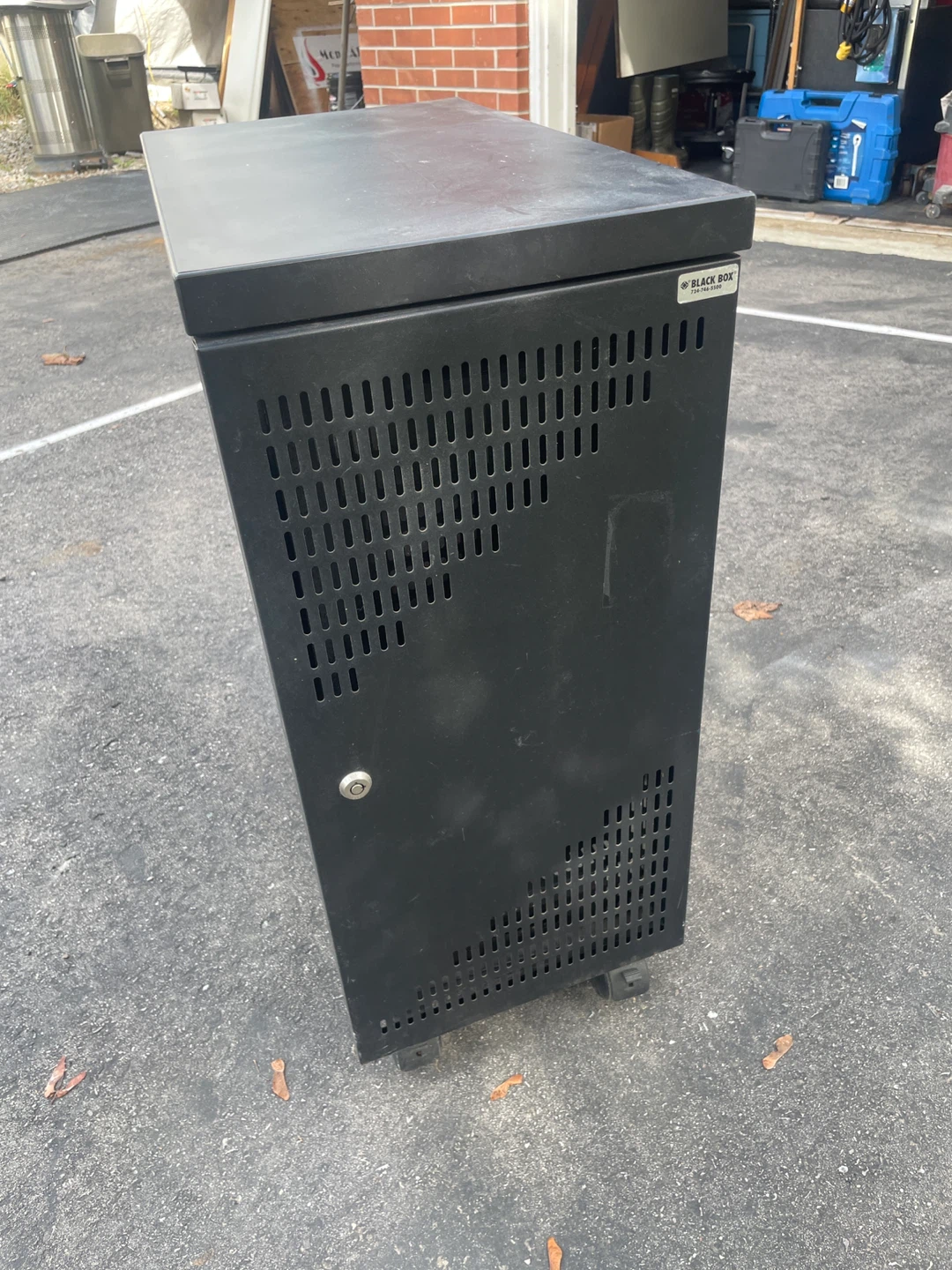 🏈Black Box Server Rack Cabinet