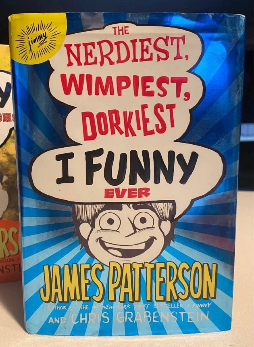 🏈 EUC I Funny Book Bundle by James Patterson - photo 2