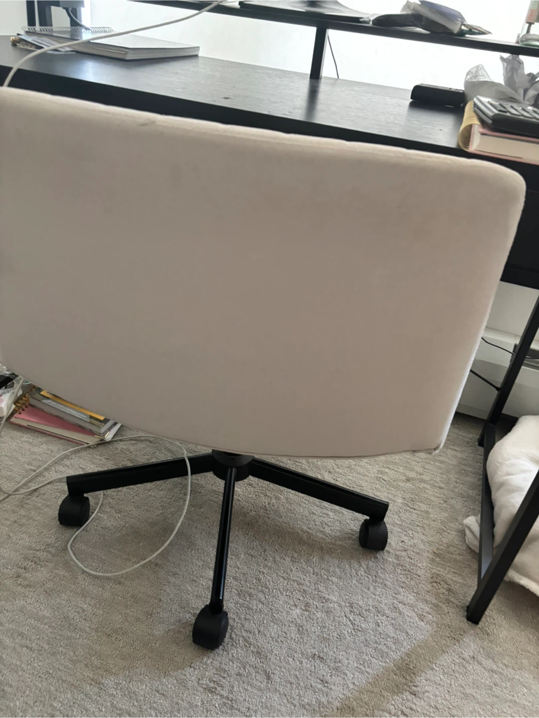 Cream Criss Cross Office Chair – Wide Seat, Swivel & Adjustable