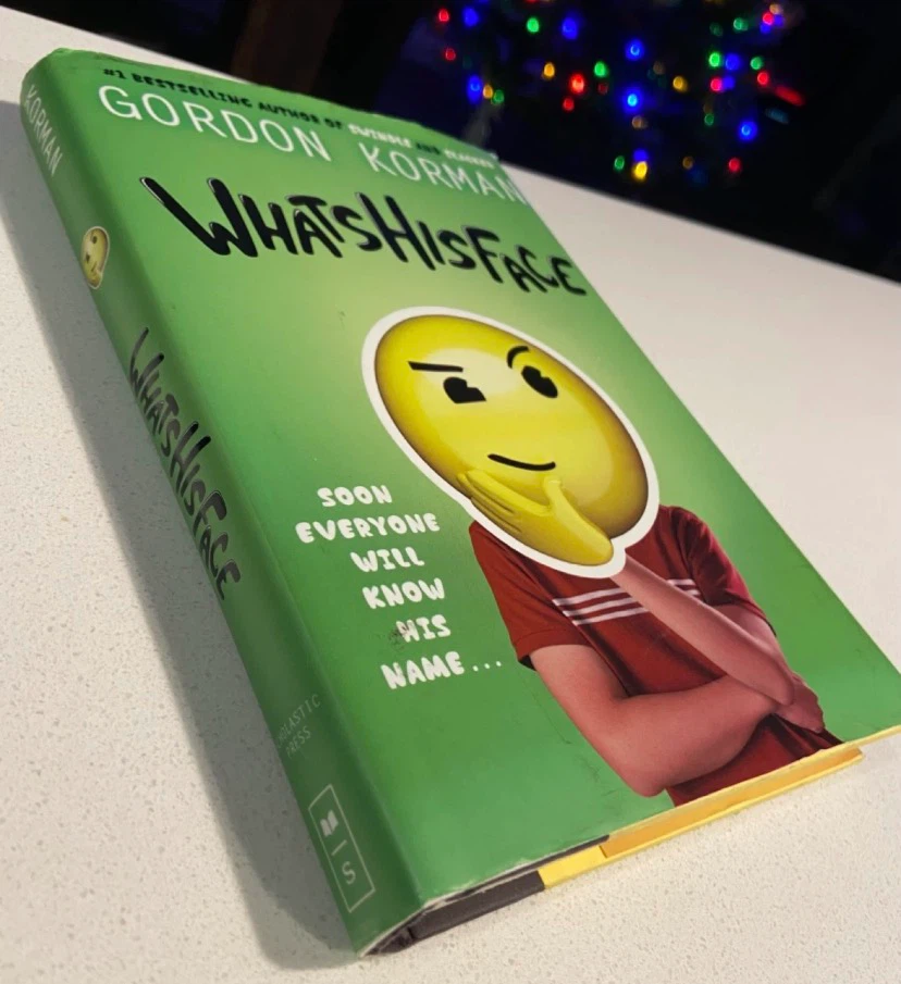 🏈 LIKE NEW Whatshisface by Gordon Korman - photo 2