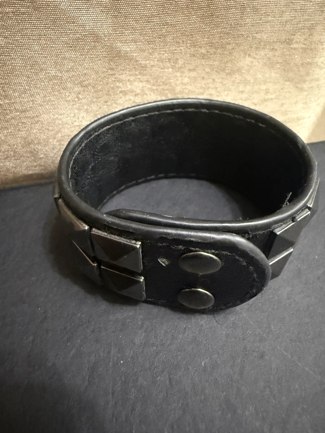 🏈Black Leather Studded Cuff Bracelet - photo 2