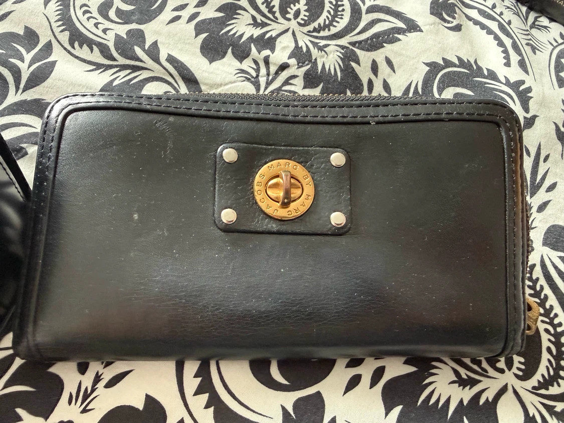 Marc by Marc Jacobs Black Leather Wallet - photo 2