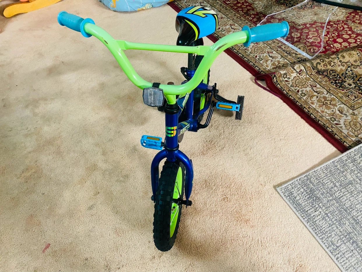 Kids bike (like new) 12-inch - photo 5