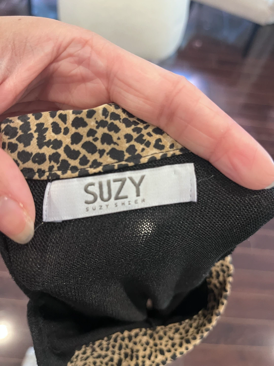 Suzy Shier Leopard Print Collared Top - photo 4