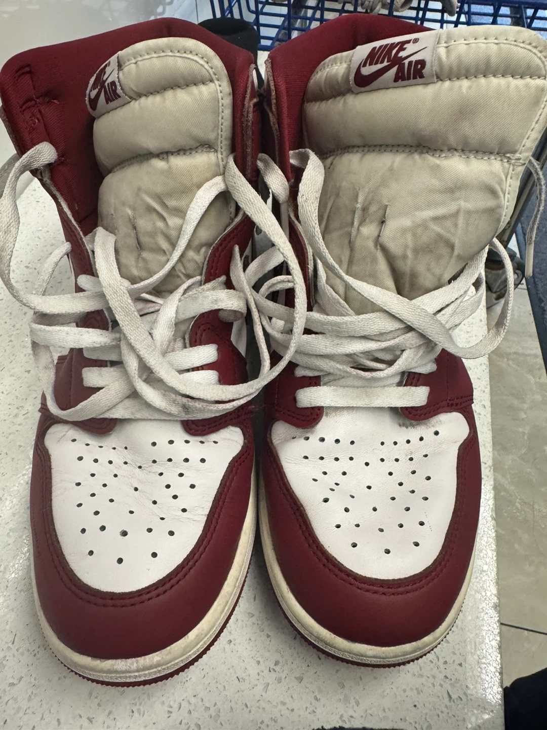 Nike Air Jordan 1 High Red and White - photo 4