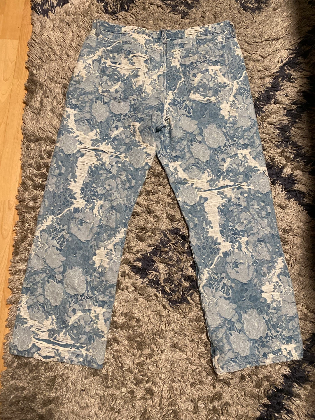 Novamen Floral Print Jeans - photo 2