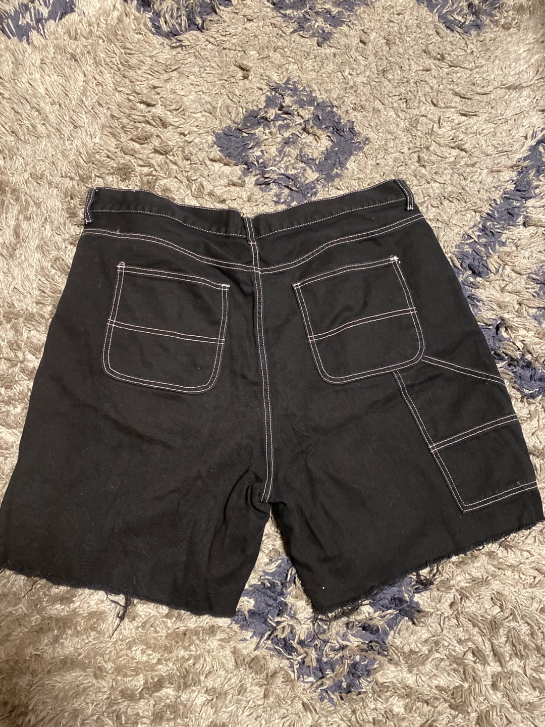 NOVAMEN Black Contrast Stitch Shorts - photo 2