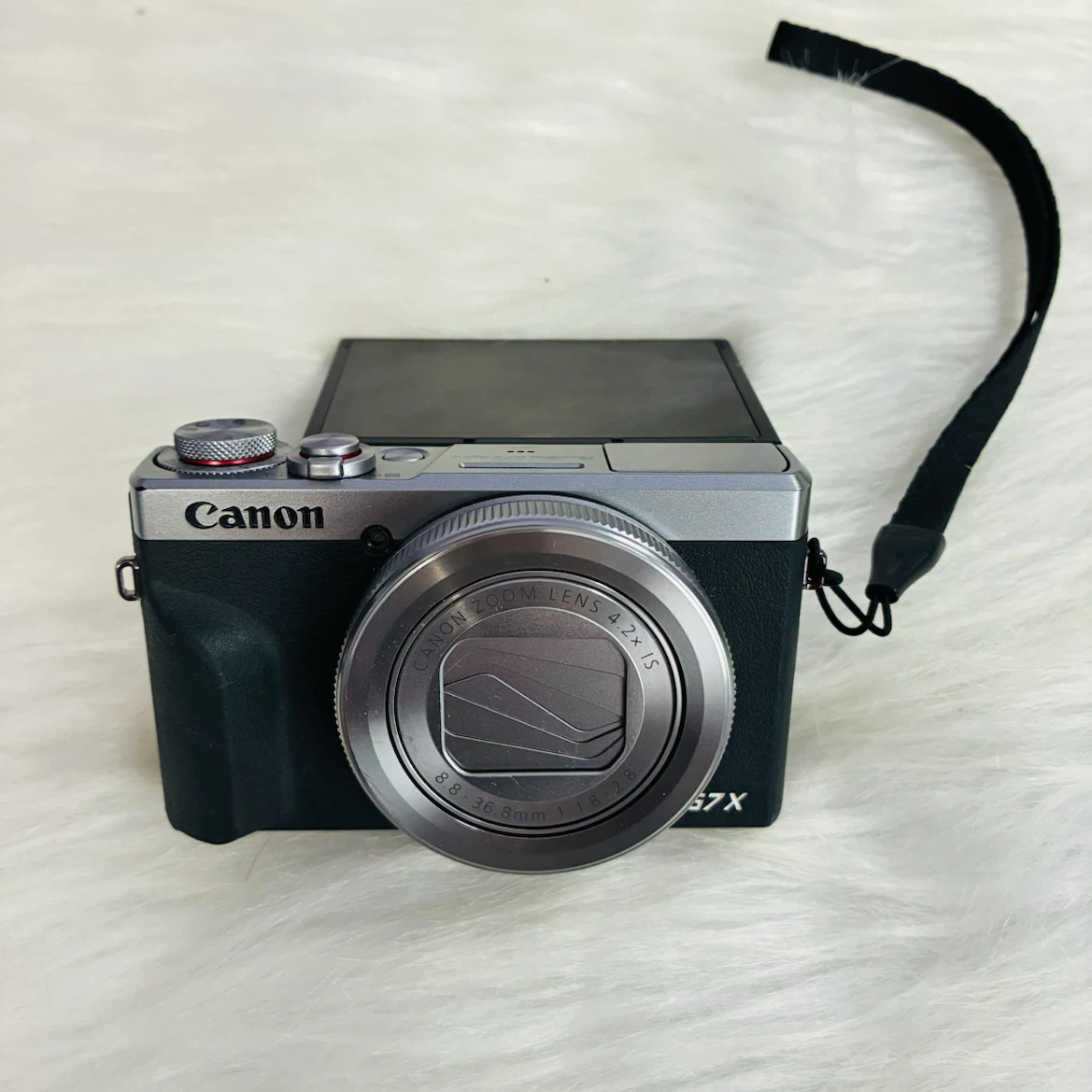 Canon Powershot G7X Mark III - photo 2