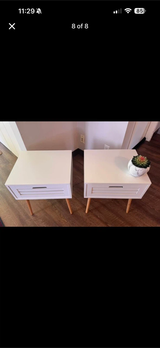 Set of Two White Modern Nightstands - photo 2