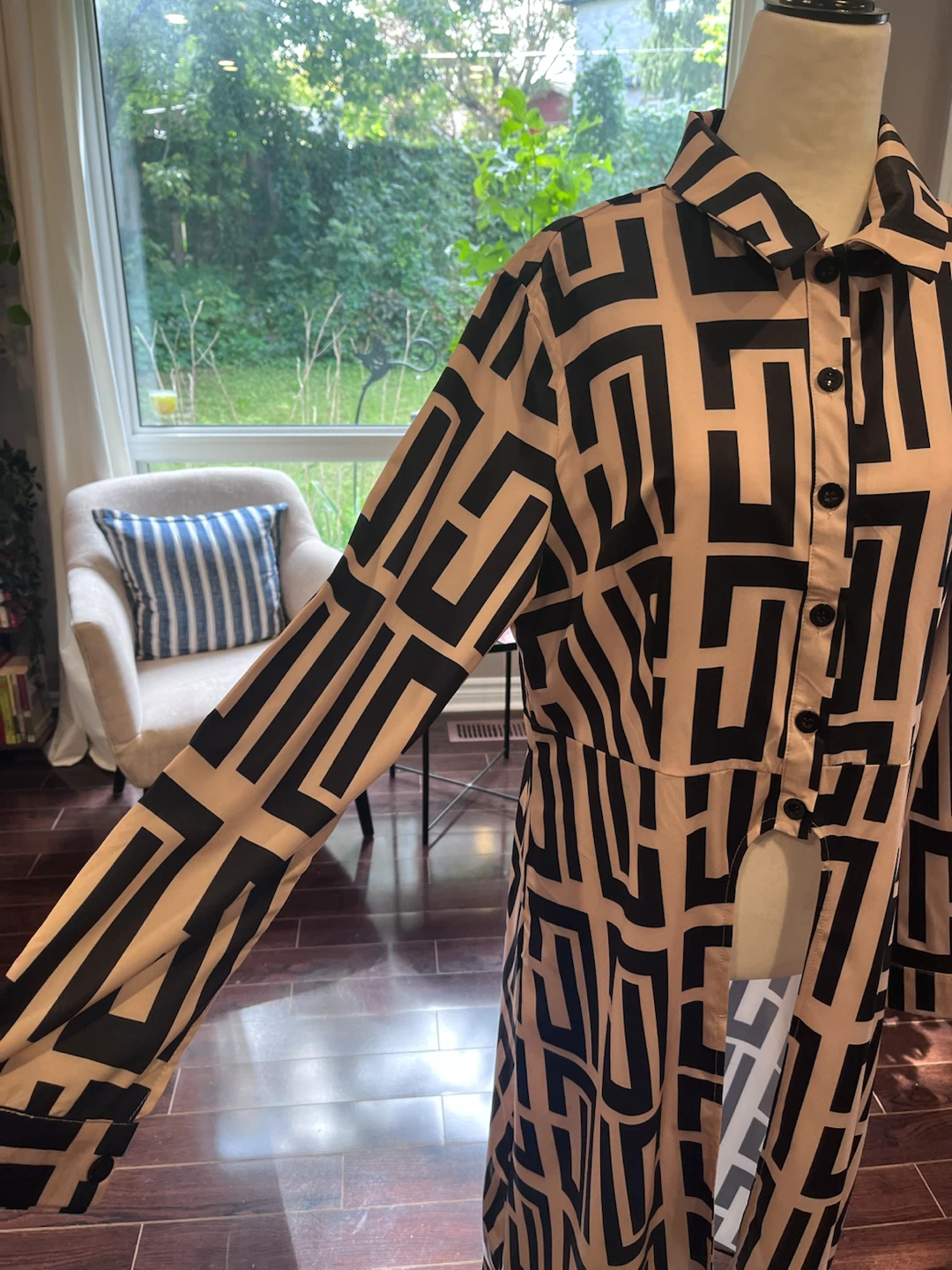 Black and Beige Geometric Pattern Shirt Dress - photo 2