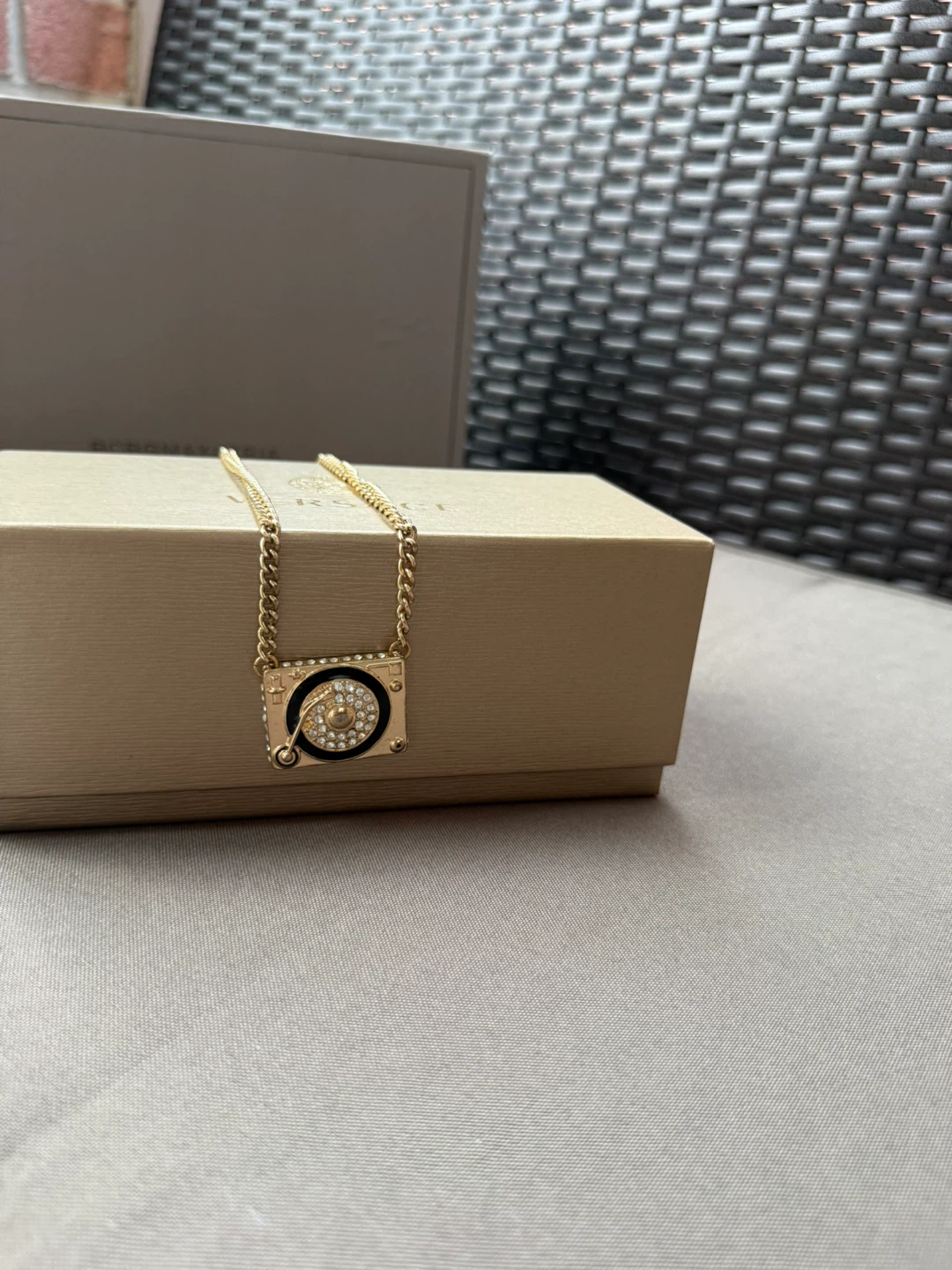 Turntable Pendant Necklace