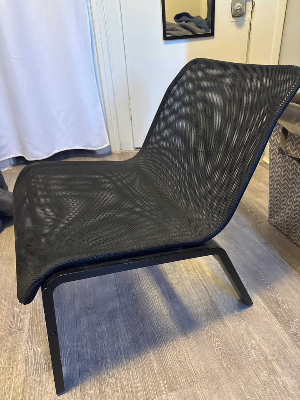 Black Mesh Accent Chair - photo 2