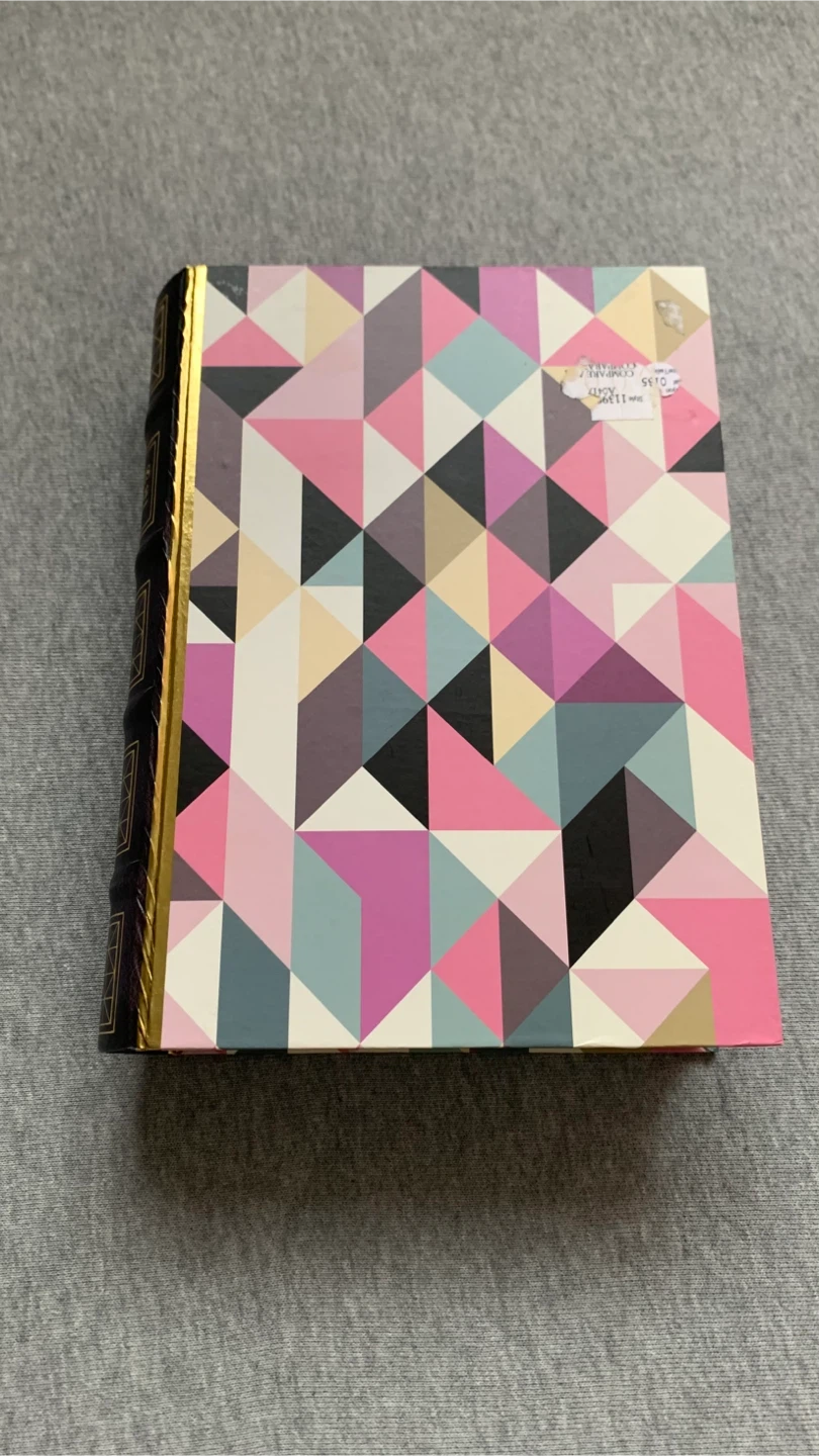 Lula Bijoux & Co. Geometric Book Box 🏈