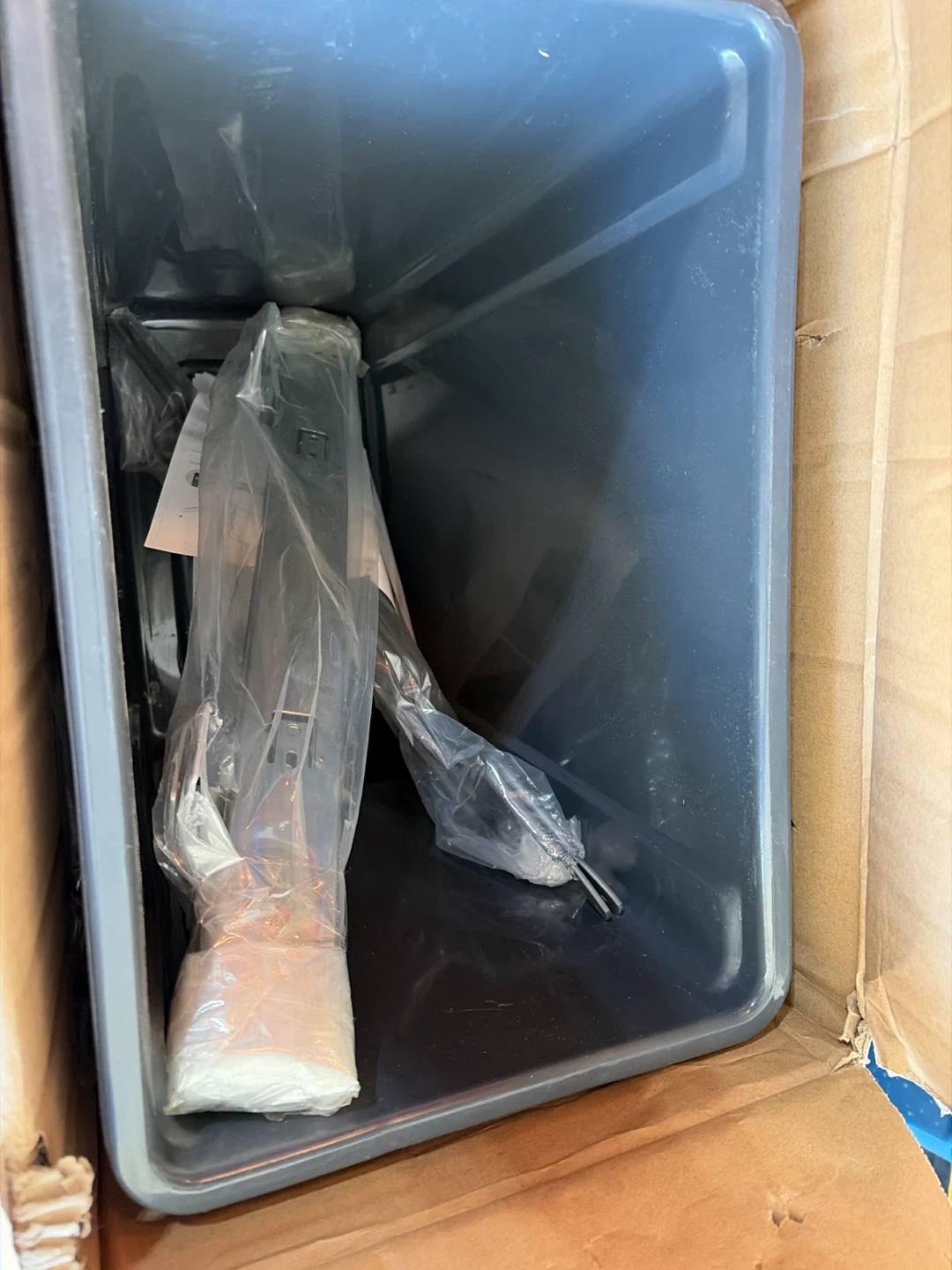 Coralov Pull Out Trash Can - photo 4
