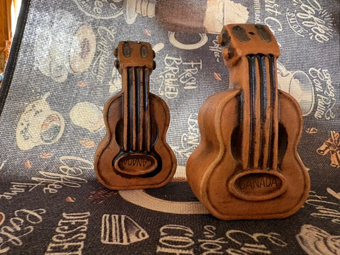 Canada Guitar-Shaped Salt and Pepper Shakers