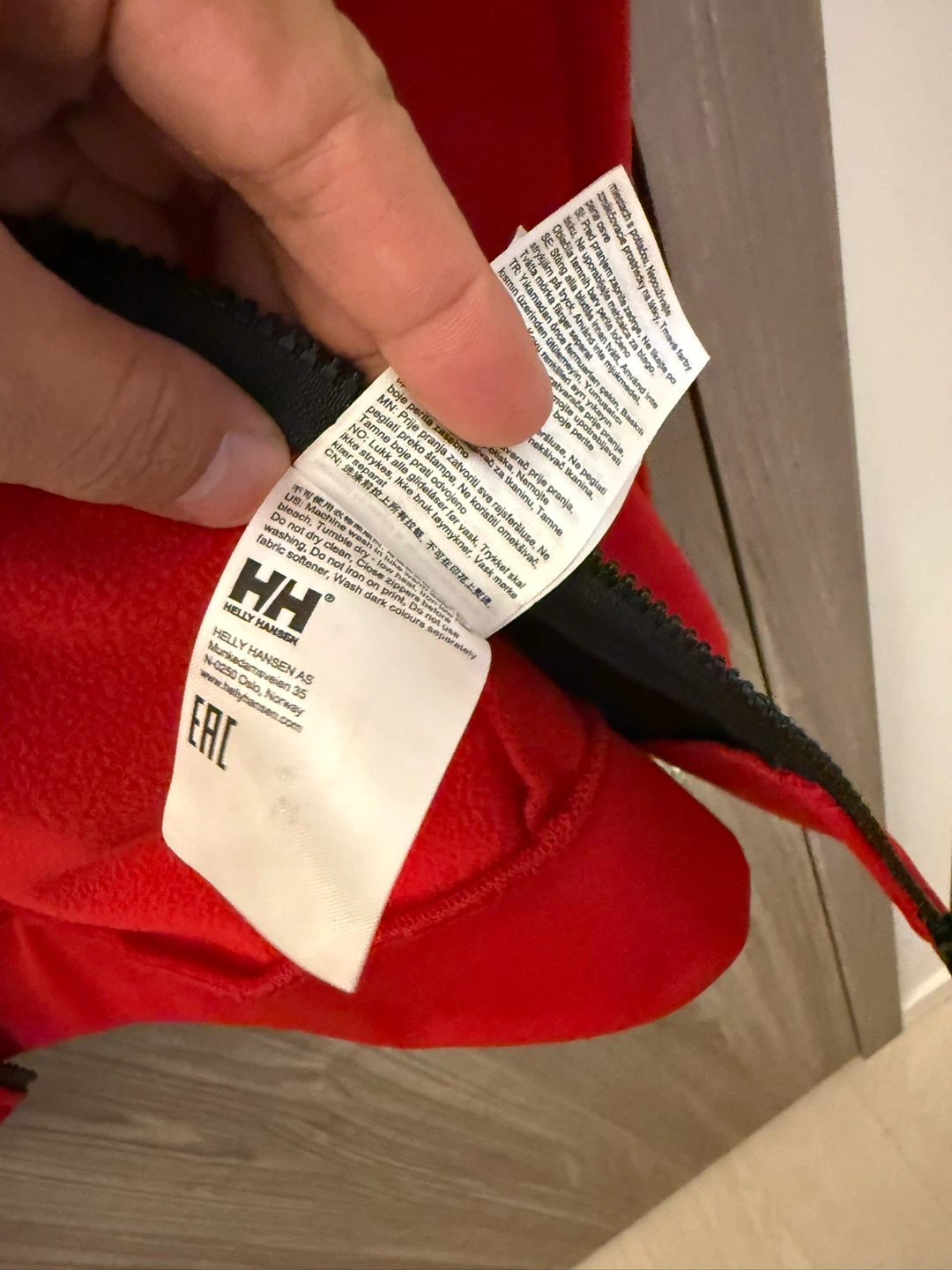 Helly Hansen Red Jacket Men L Size - photo 3
