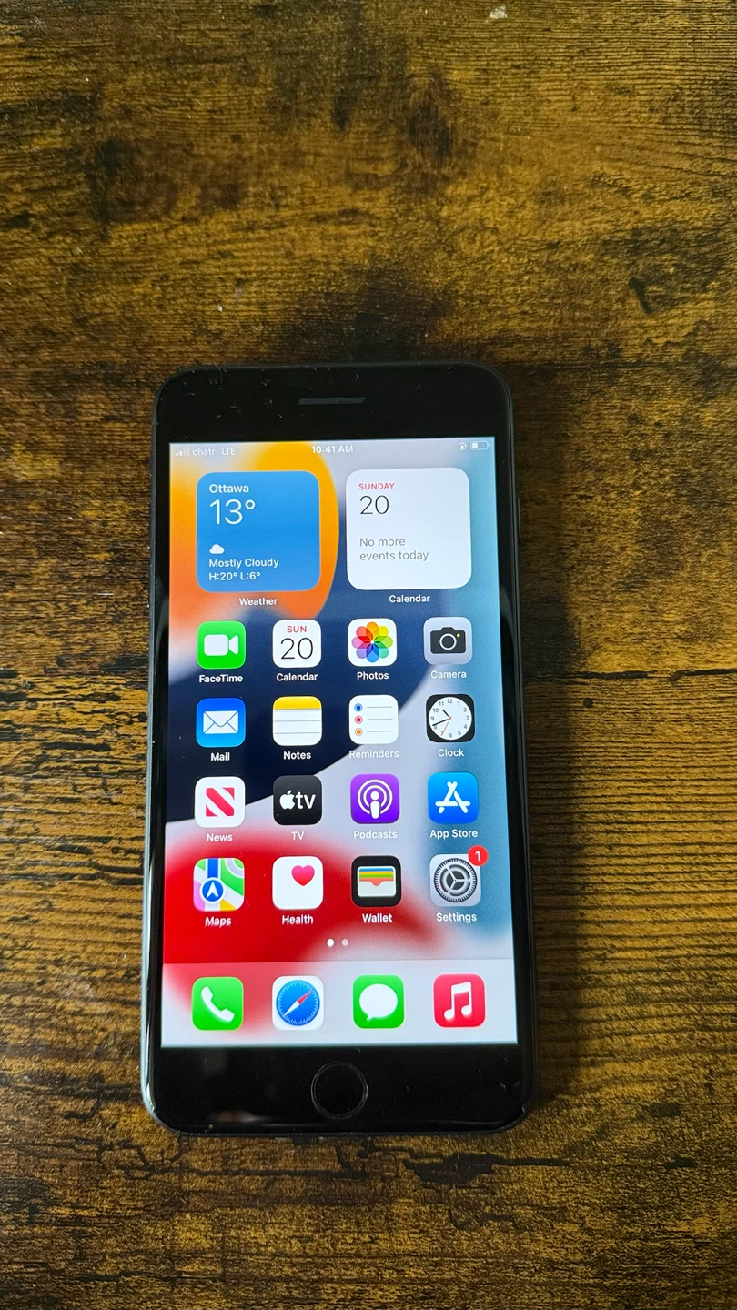 Apple Iphone 7 Plus 32GB Unlocked - Black