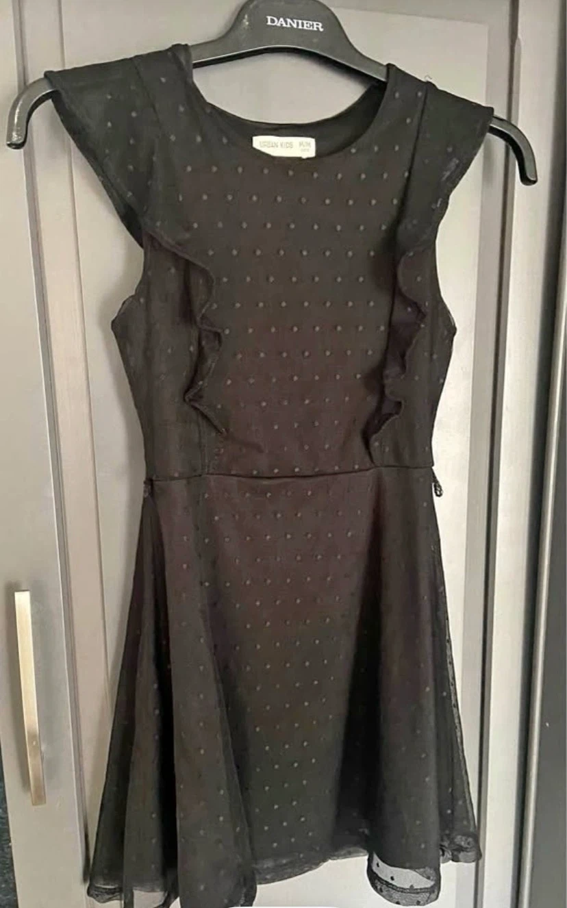🏈 EUC Urban Kids Black Polka Dot Ruffle Dress 10-12 yrs