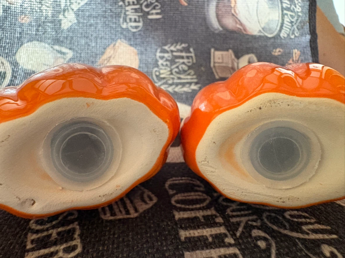 Ceramic Pumpkin Salt and Pepper Shakers - photo 2